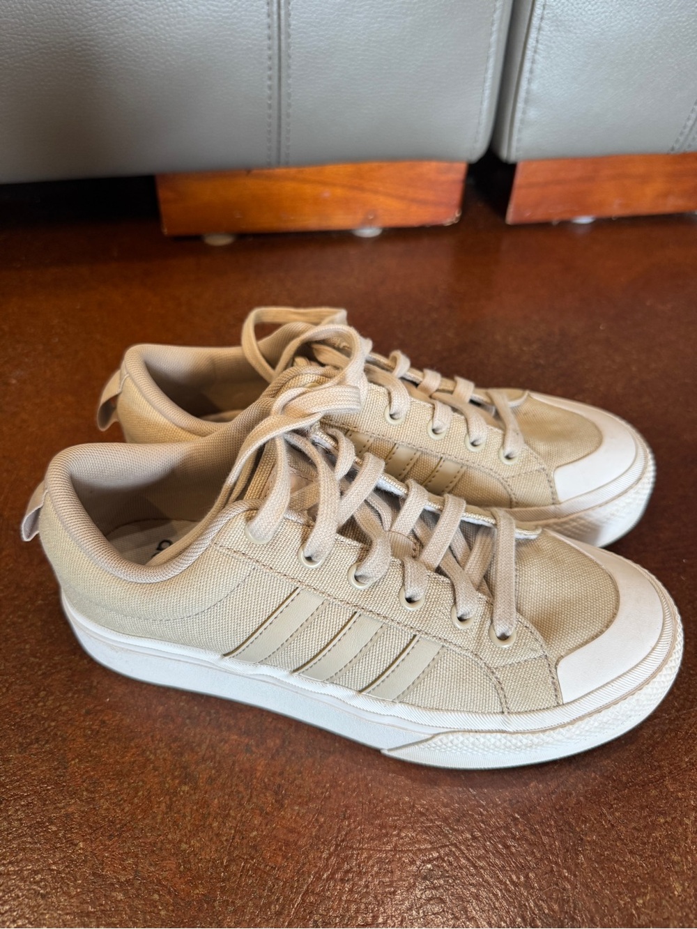 Adidas low platform sneakers size 7
